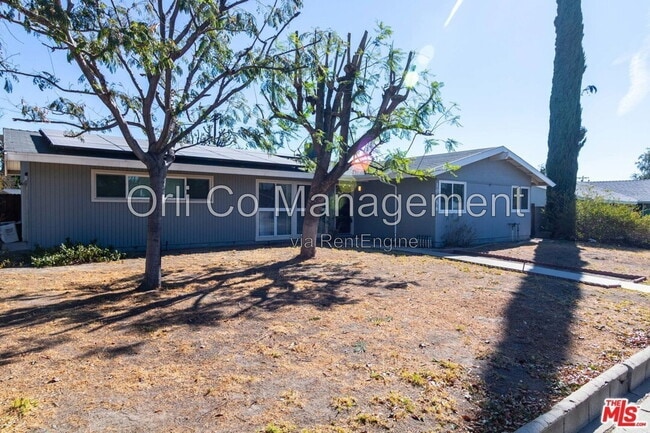 Photo - 10056 Mason Ave