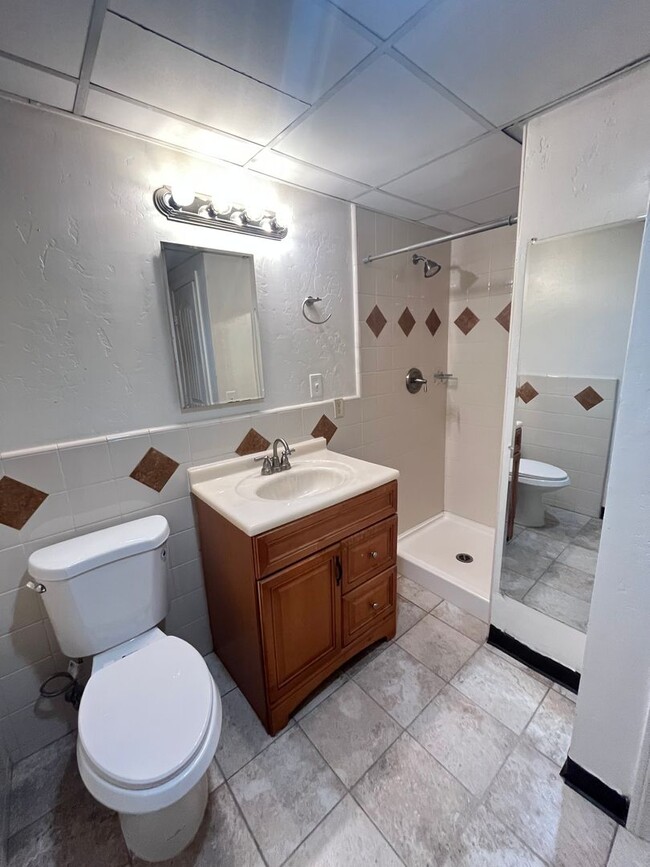 Photo - 1727-35 University Ave Unit Loft D- Lower