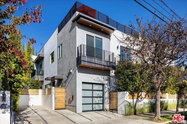 Building Photo - 8149 Waring Ave Rental