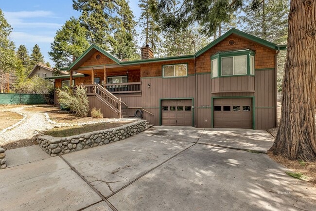 Mountain Lodge Home 1 Mile Away from the C... - Mountain Lodge Home 1 Mile Away from the C...
