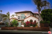 Photo - 819 Woodlawn Ave