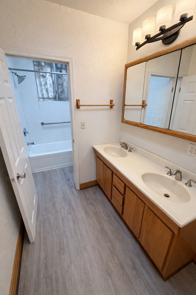 Bathroom - 151 W 88th St