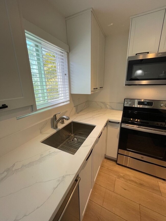 Photo - 2238 Manchester Ave Unit 2