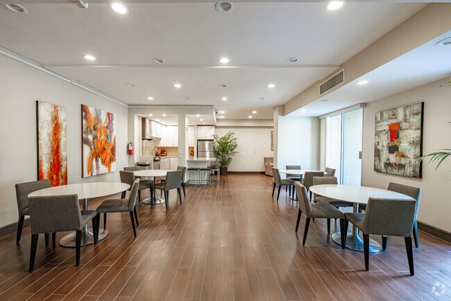 Community Room - Oak Park Apartments