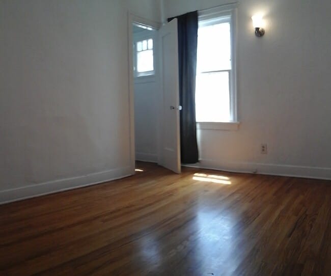 Photo - 427 N Genesee Ave Unit 427
