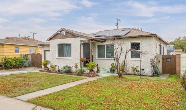 Building Photo - 8105 Katherine Ave