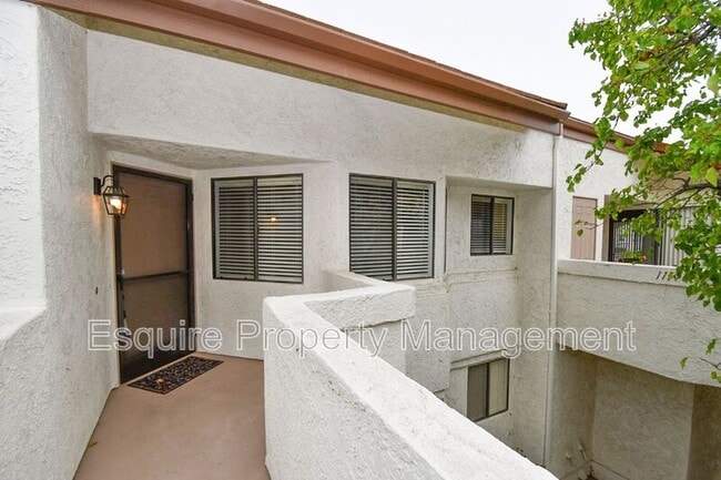 Building Photo - 1115 Mission Verde Dr