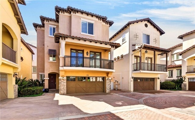 Building Photo - 12914 Agustin Pl