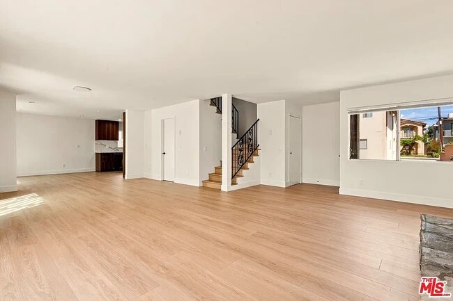 Photo - 2214 Dufour Ave Unit #B