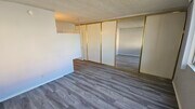 Photo - Burbank Oaks Apartments