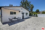 Photo - 23028 Burbank Blvd