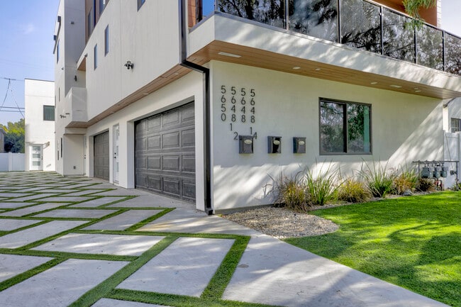 Photo - 5650 Cartwright Ave