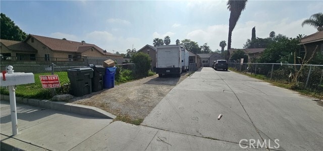 Building Photo - 4006 Rubidoux Blvd Unit B