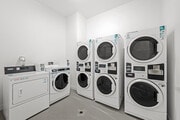 Photo - 4347 Woodlawn Ave Unit 205