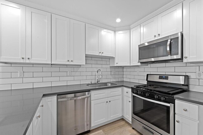 Photo - 1240 W 29th St Unit 4