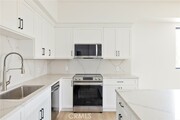 Photo - 4827 Oakwood Ave Townhome