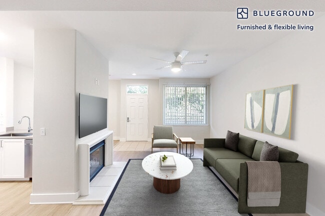 Building Photo - 29128 Oak Creek Ln Unit SI FL2-ID6195A