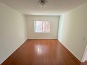 Photo - 447 W Elk Ave Unit 3