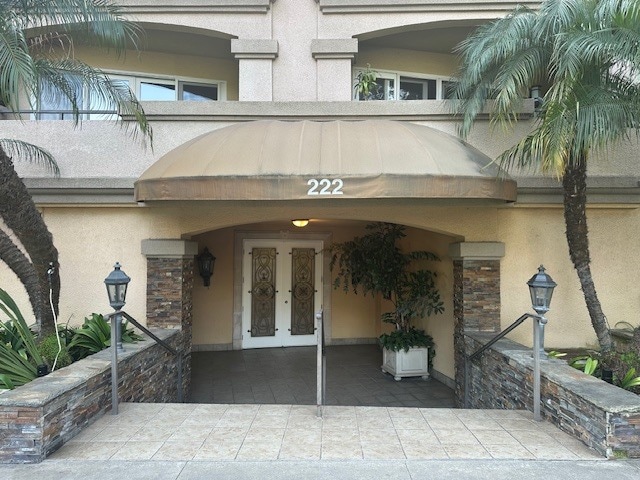 Building Photo - 222 7th St Unit 105