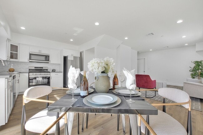 Photo - 11726 Hamlin St Unit 11726.5