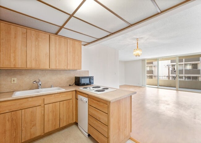 Photo - 1300 Midvale Ave Unit 409