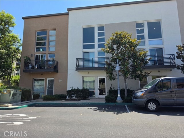 Building Photo - 1520 W Artesia Square