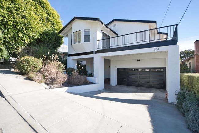 Building Photo - 4 Bedroom Home on Cul de Sac in Hermosa Beach ** Coming soon 4/21/2026**