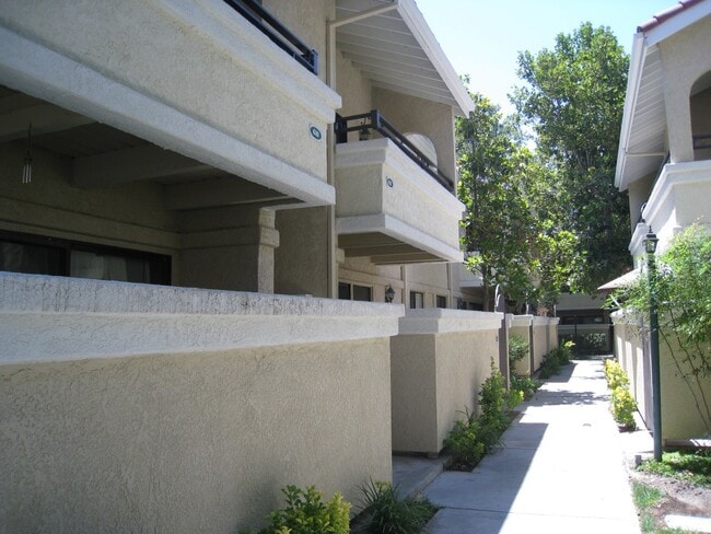 SPARKLING CONDO, UPPER UNIT! - SPARKLING CONDO, UPPER UNIT!
