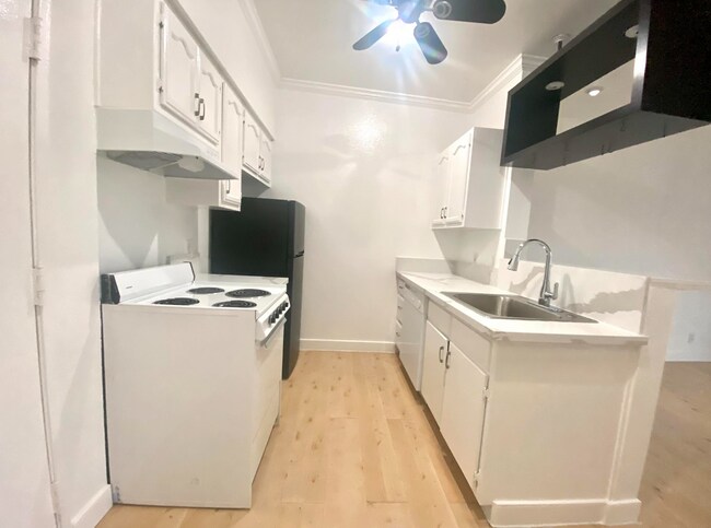 Photo - 20234 Cantara St