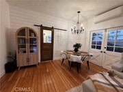 Photo - 323 W 18th St