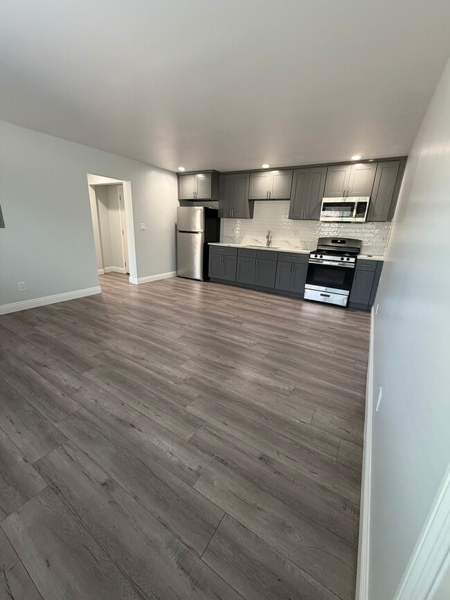 Photo - 1303 W 109th Pl