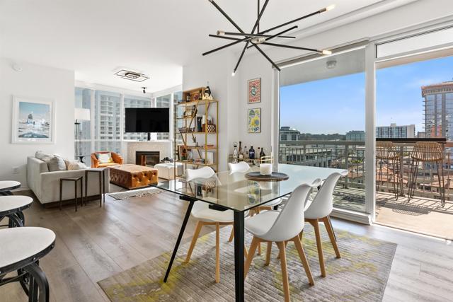Photo - 300 W Beech St Unit 1408