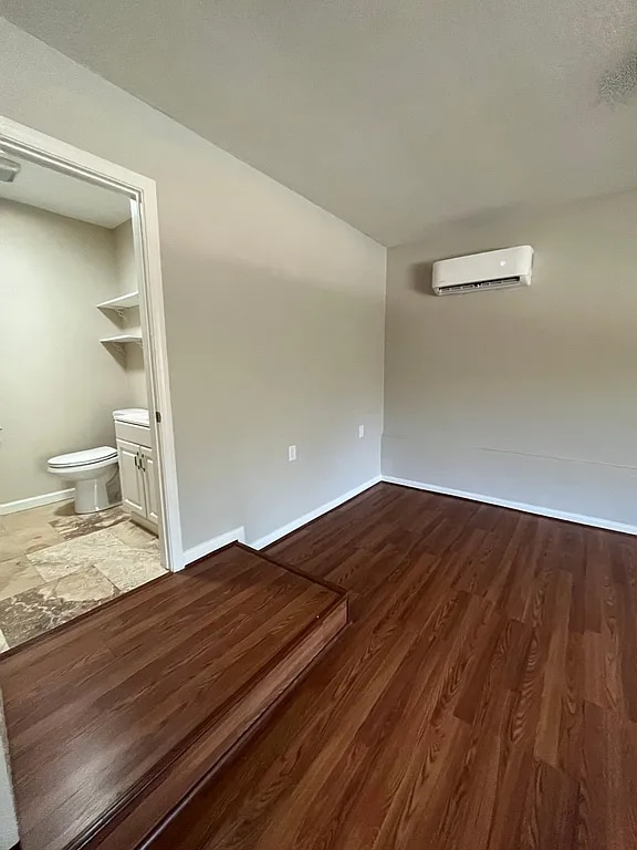 Photo - 915 Irving Dr Unit ADU