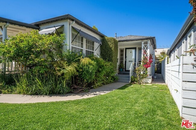 Building Photo - 8607 Airdrome St Rental