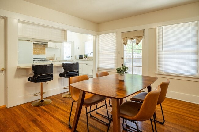 Photo - Spacious Furnished Home Near Pasadena City College