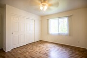 Photo - 1189 W 36th St