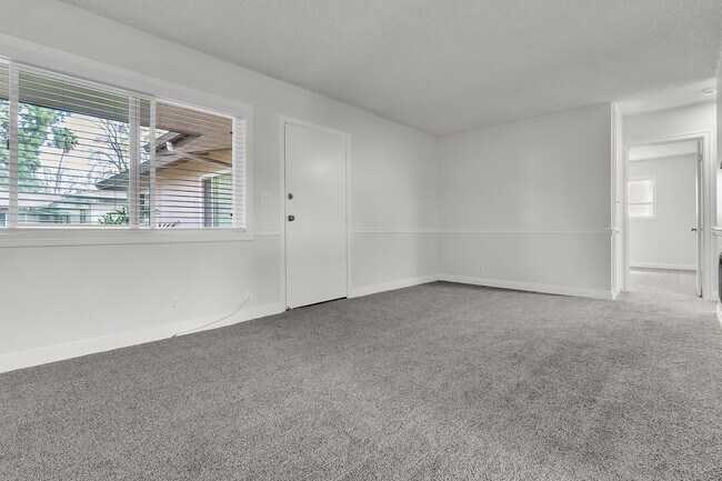 Photo - Royal Park Apartments