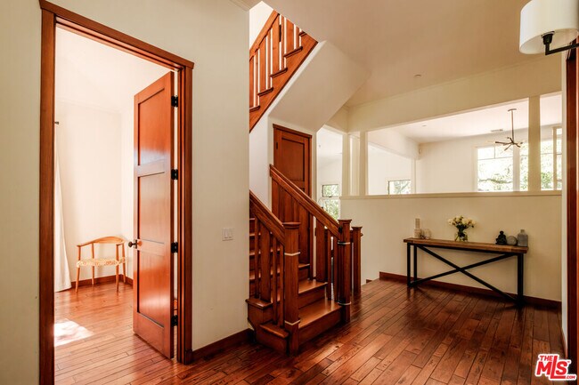 Photo - 21717 Encina Rd