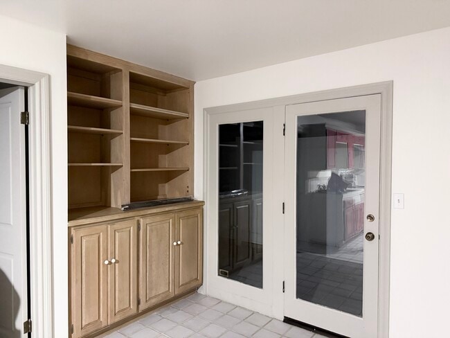 Photo - 140 San Nicholas Ave Unit Downstairs ADU