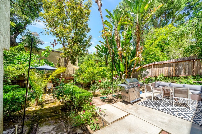 Photo - 4447 Saltillo St