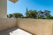 Photo - 639 Ivy St Townhome