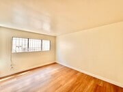Photo - 110 Catalina St Apartment Unit 1