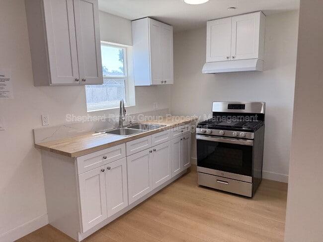 Building Photo - 7721 Janet Ave Unit A