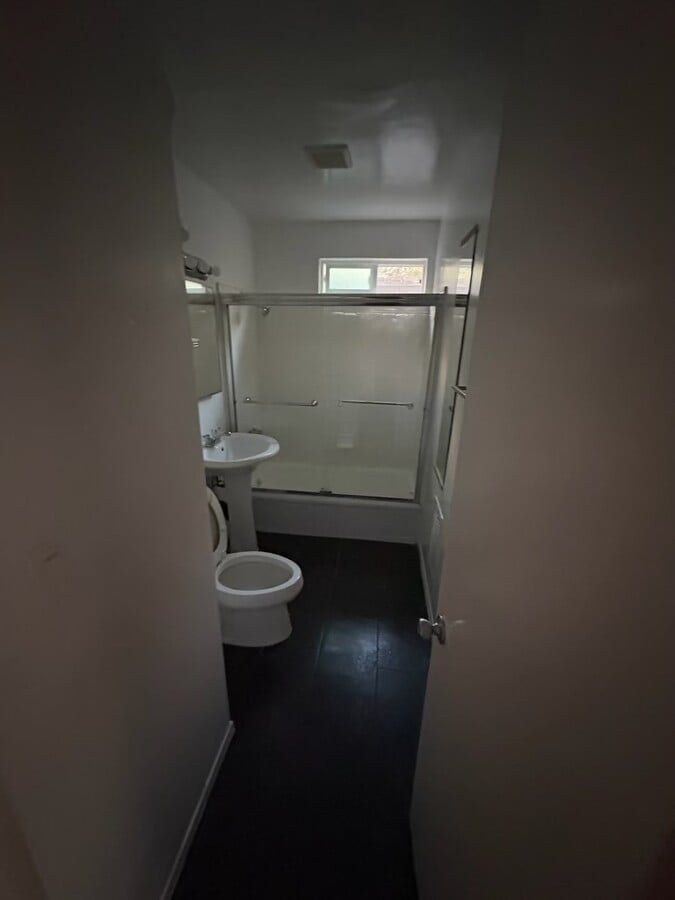 Photo - 828 Cedar St