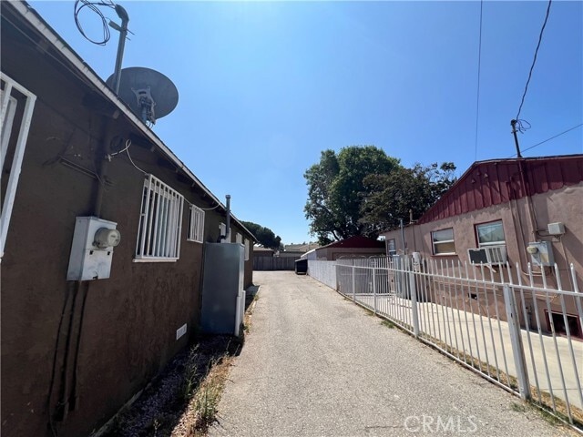 Photo - 4616 W 111th St