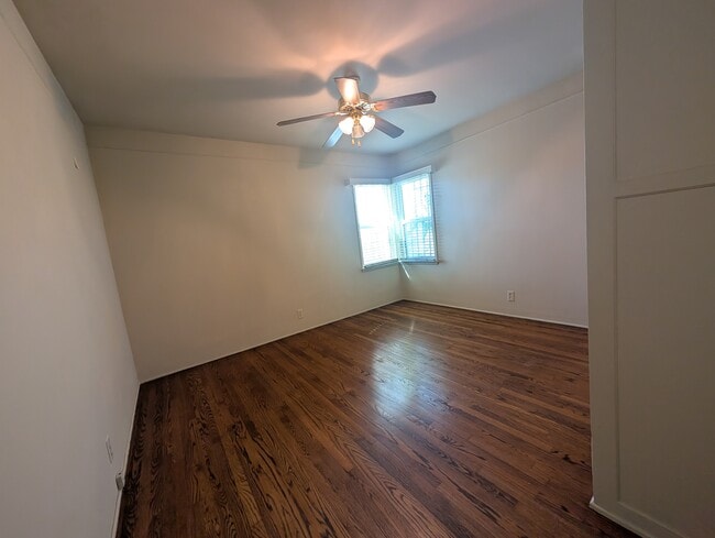 Photo - 7026 Flight Ave Unit 7026