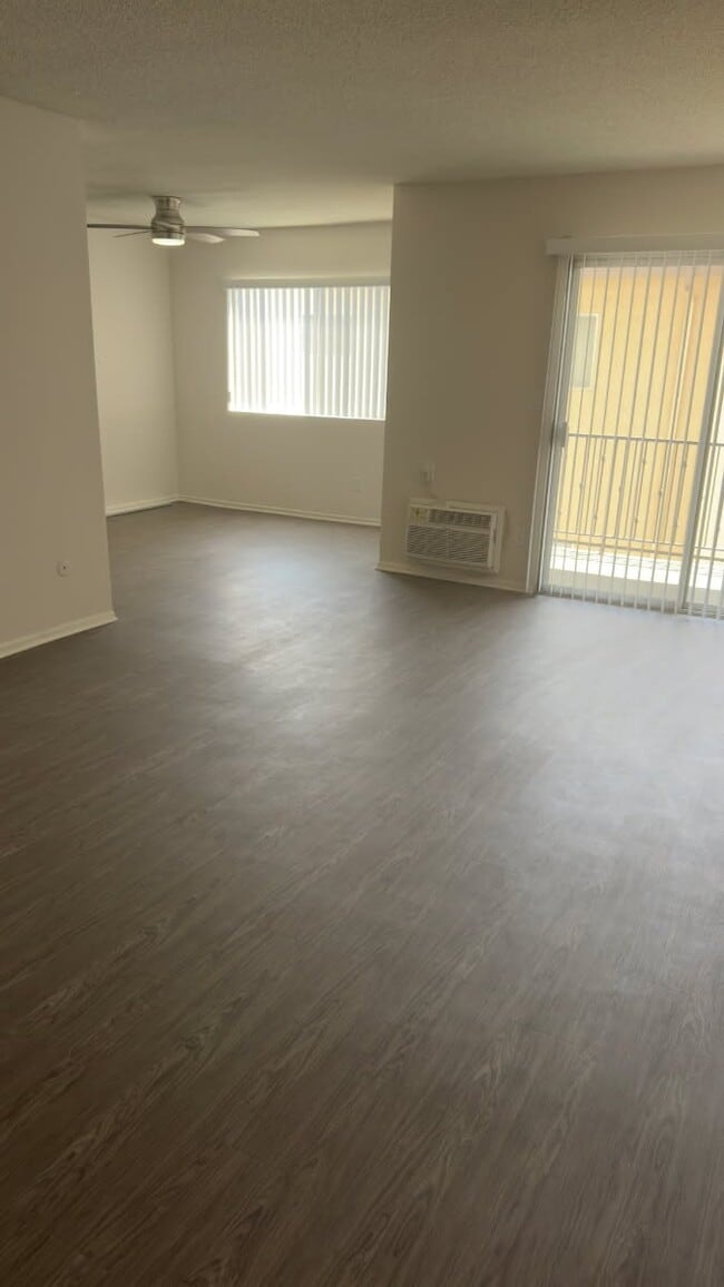Photo - 11922 Kling St Unit 105