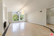 Photo - 18022 Lake Encino Dr