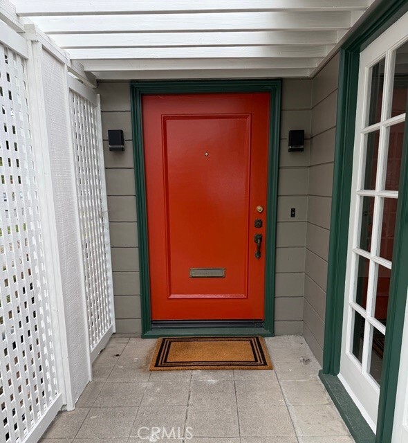 Photo - 402 N Irving Blvd