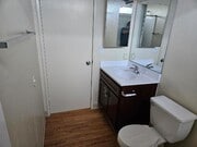 Photo - Santa Ana Ross Tower LLC Apartments